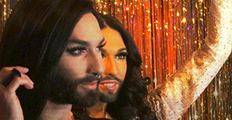 Conchita Wurst und ihr Wachs-Double in Berlin