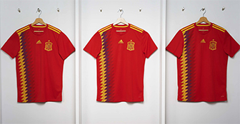 La red habla de la camiseta 'republicana' de la Roja